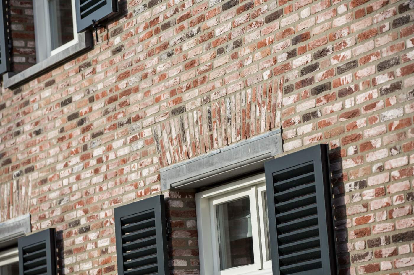 Traditioneel metselwerk bij een woning in Waddinxveen  SBS Metselwerken